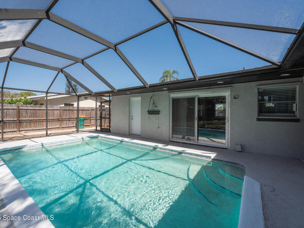 2121 Cindy Circle, Melbourne, FL 32935
