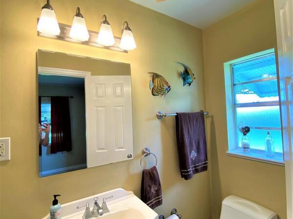 104 E Gadsden Lane, Cocoa Beach, FL 32931