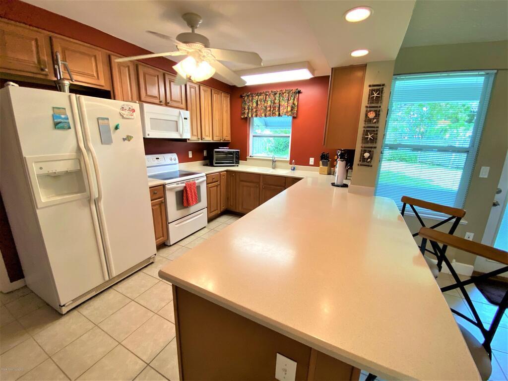104 E Gadsden Lane, Cocoa Beach, FL 32931