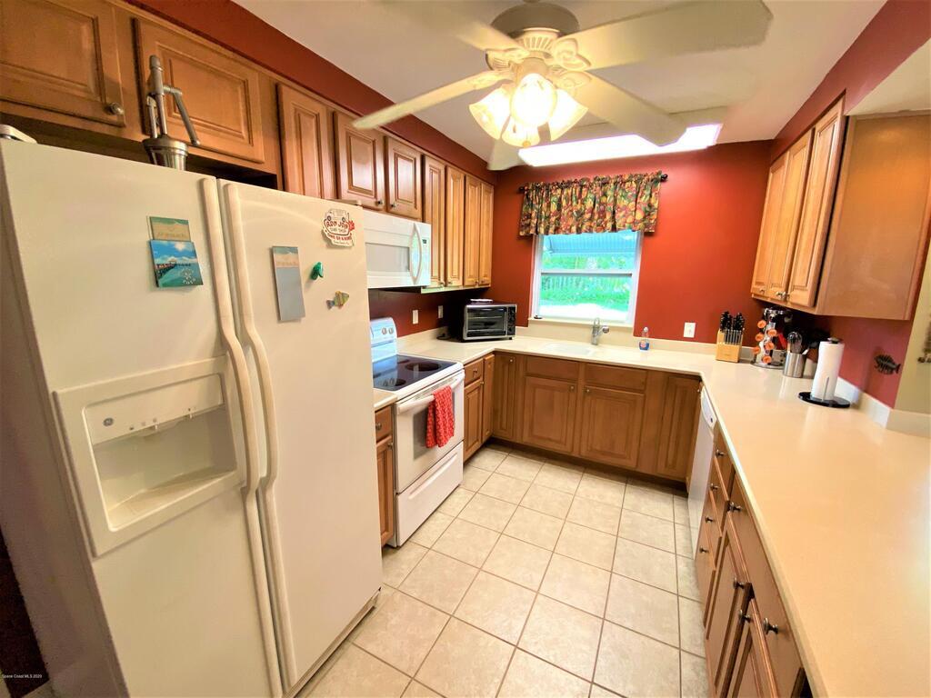 104 E Gadsden Lane, Cocoa Beach, FL 32931