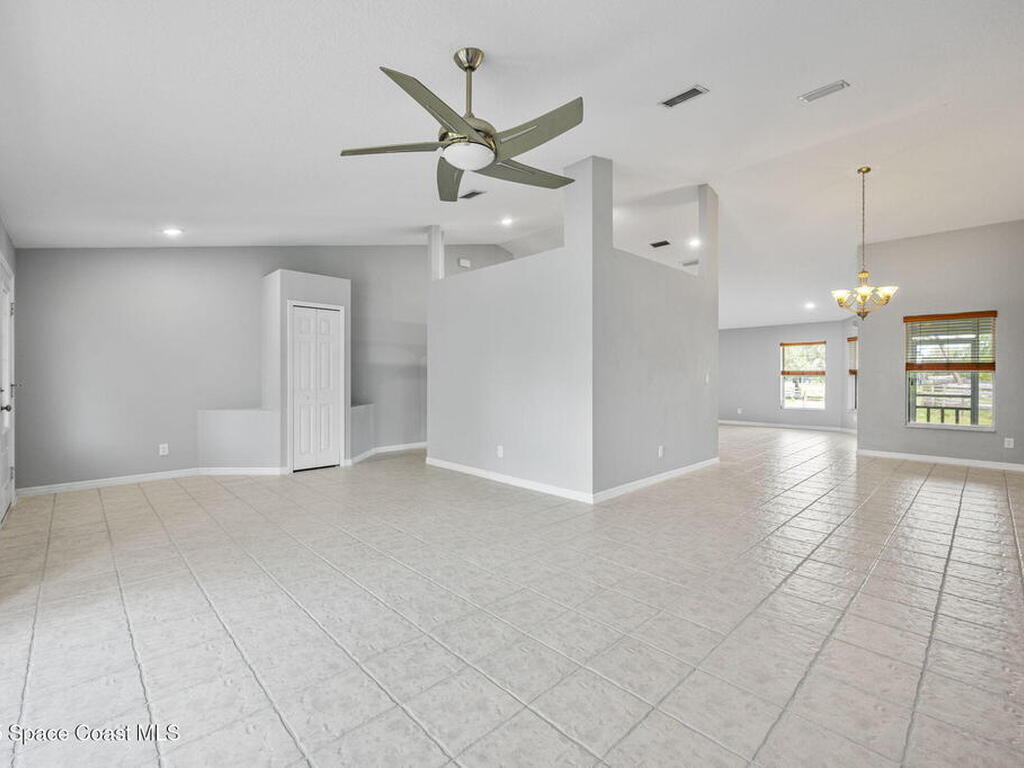 4380 3rd Street, Grant, FL 32949