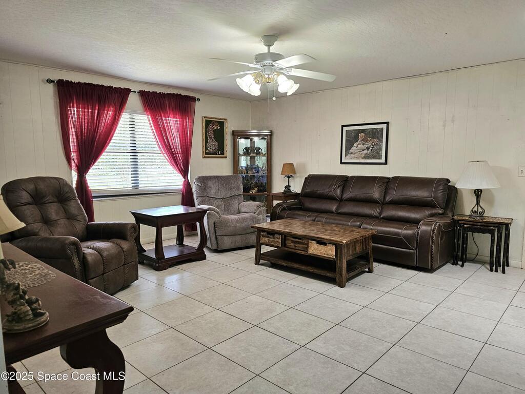 4720 Sand Point Road, Grant, FL 32949