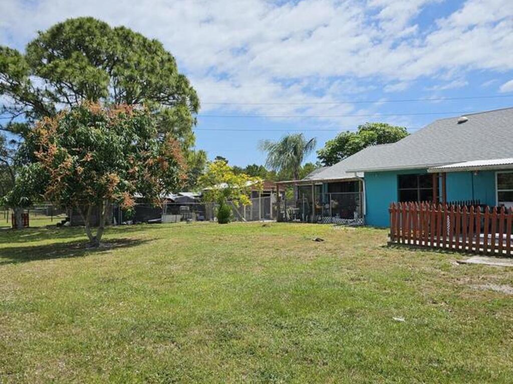 4720 Sand Point Road, Grant, FL 32949