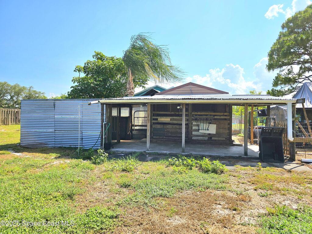 4720 Sand Point Road, Grant, FL 32949