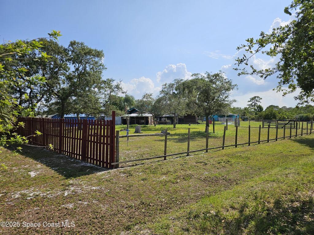 4720 Sand Point Road, Grant, FL 32949