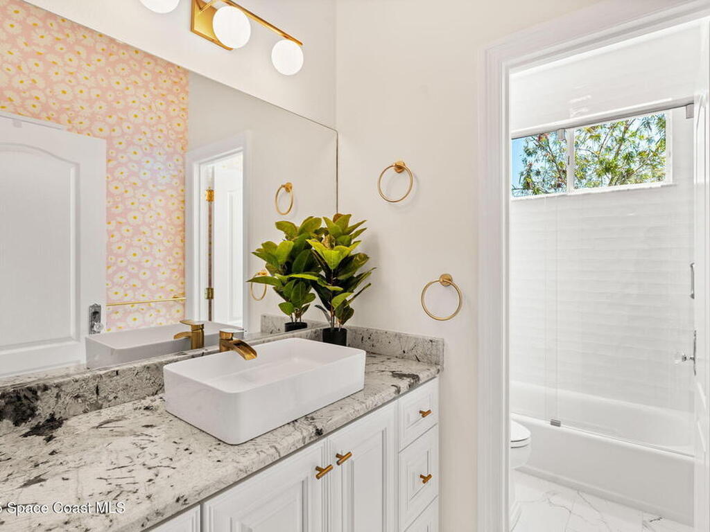 250 Baytree Drive, Melbourne, FL 32940