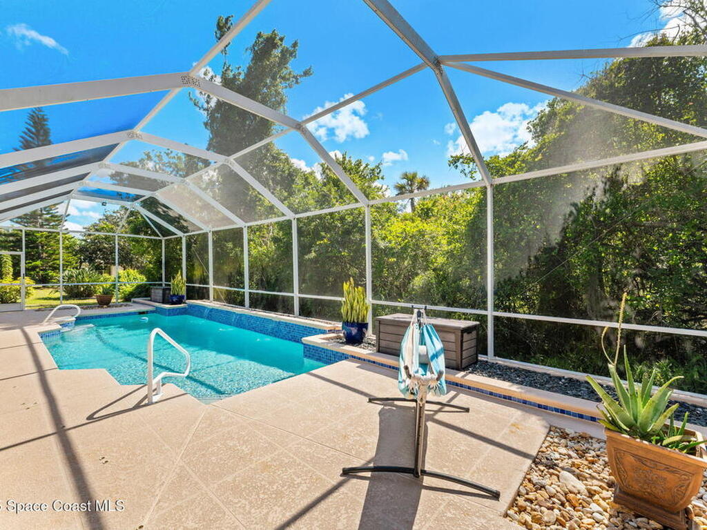 250 Baytree Drive, Melbourne, FL 32940