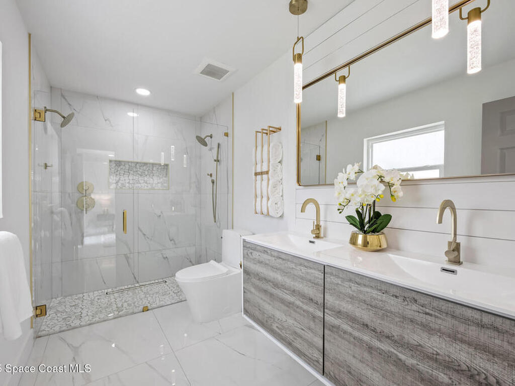 575 Seabreeze Drive, Indialantic, FL 32903