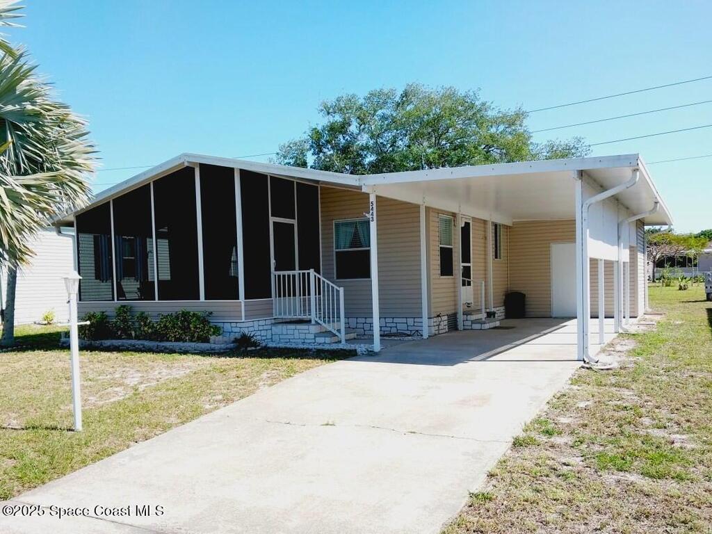 5443 Bannock Street, Micco, FL 32976