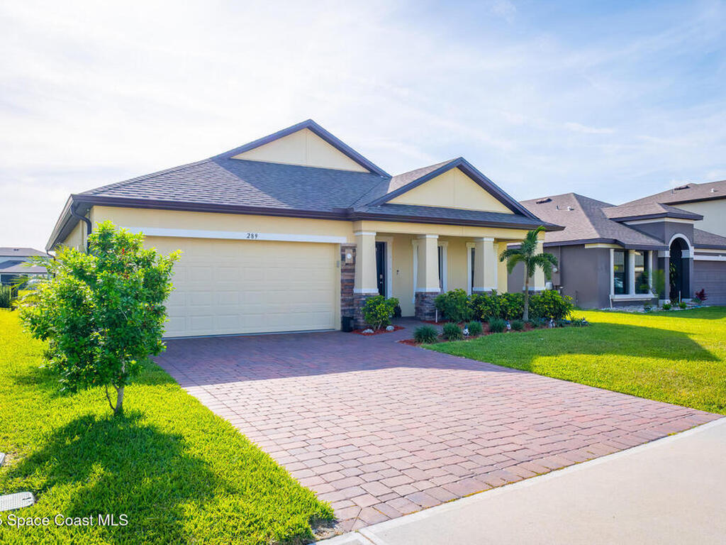 289 Wiregrass Avenue, West Melbourne, FL 32904