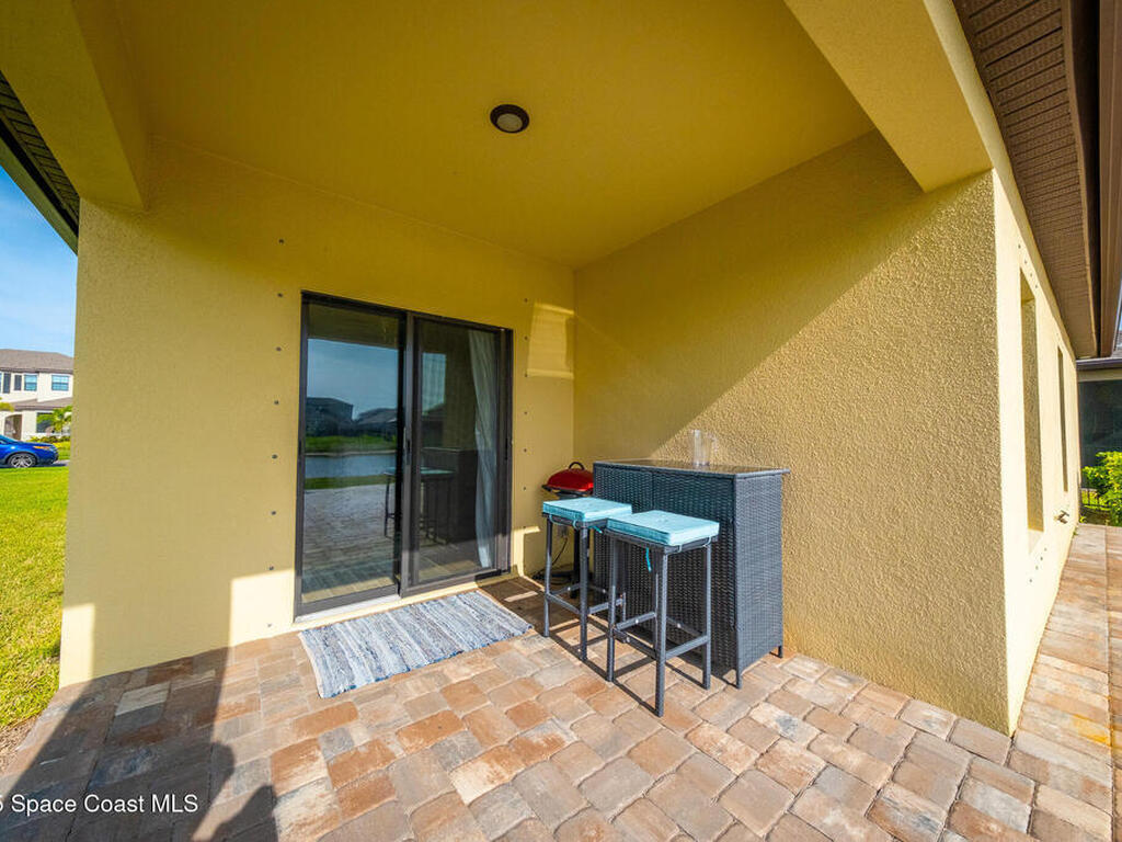289 Wiregrass Avenue, West Melbourne, FL 32904