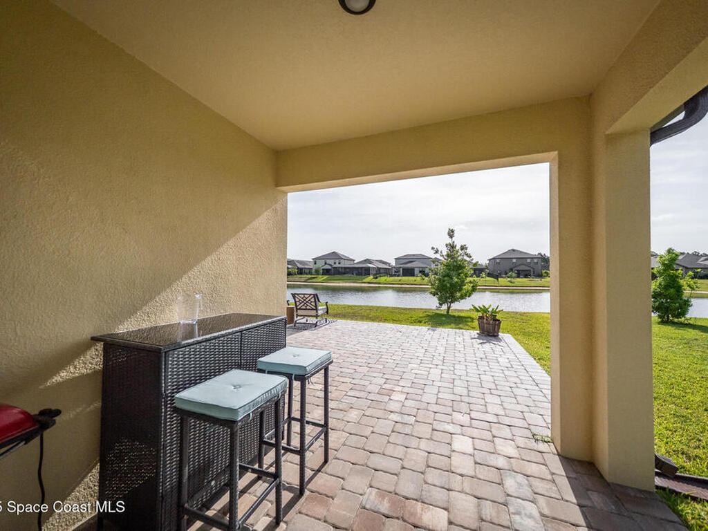 289 Wiregrass Avenue, West Melbourne, FL 32904