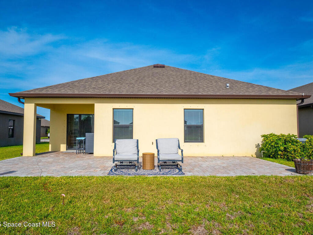 289 Wiregrass Avenue, West Melbourne, FL 32904