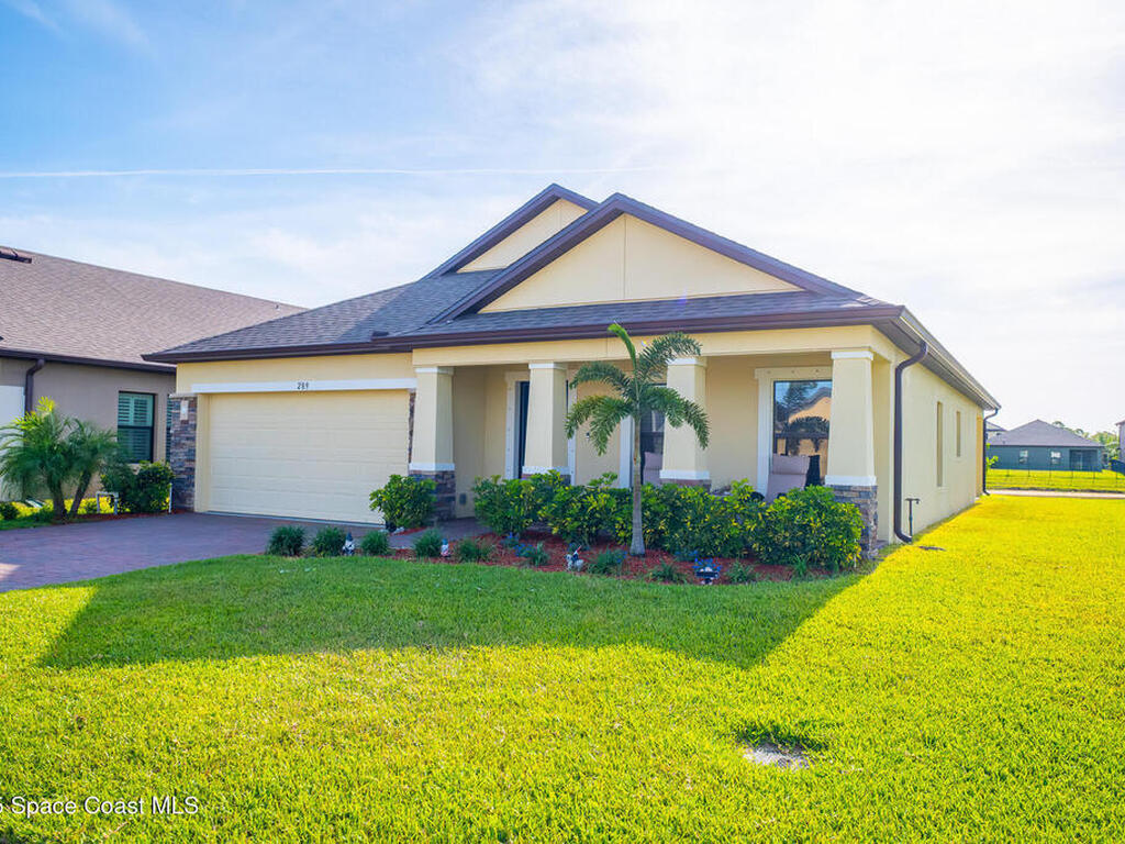 289 Wiregrass Avenue, West Melbourne, FL 32904