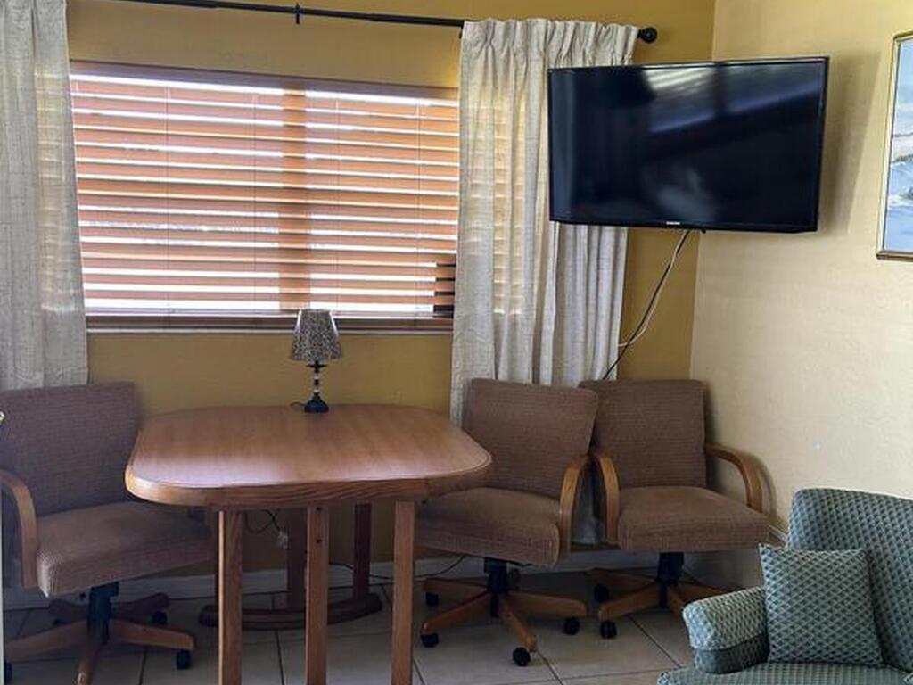127 Roosevelt Avenue, Cocoa Beach, FL 32931
