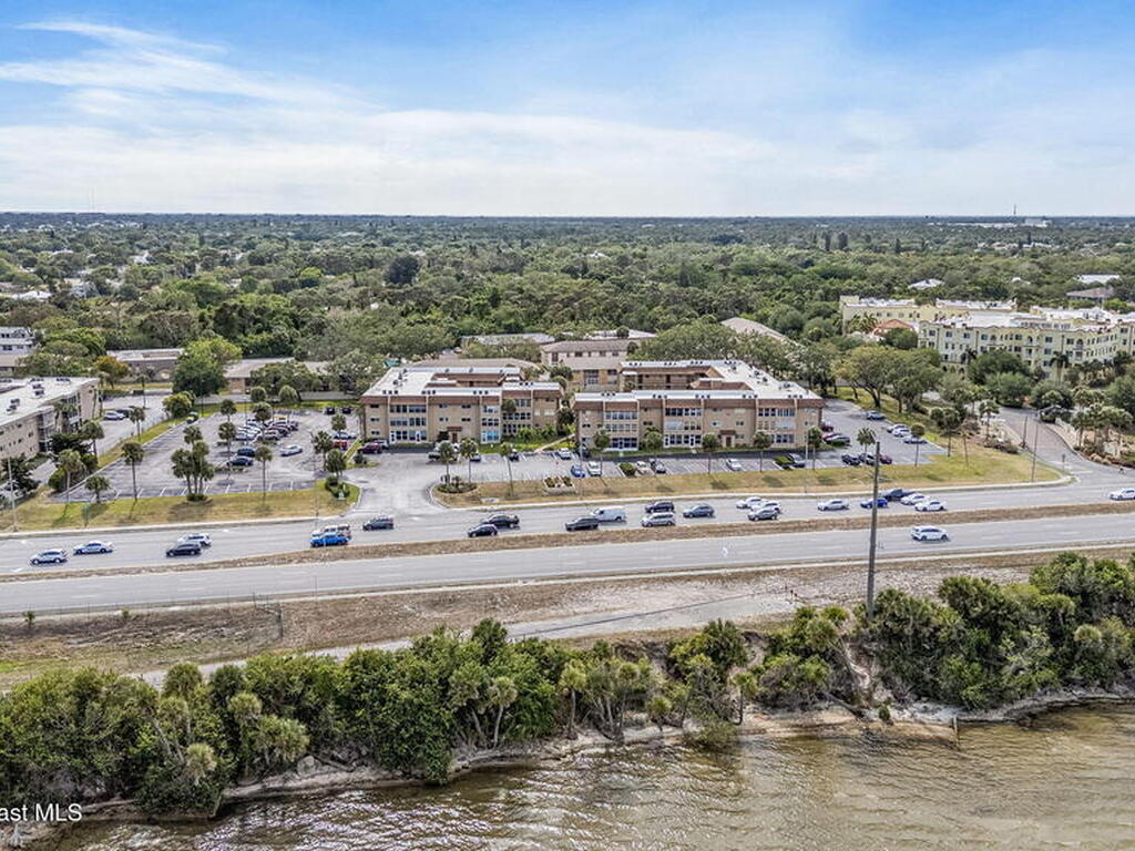 3210 N Harbor City Boulevard, Melbourne, FL 32935