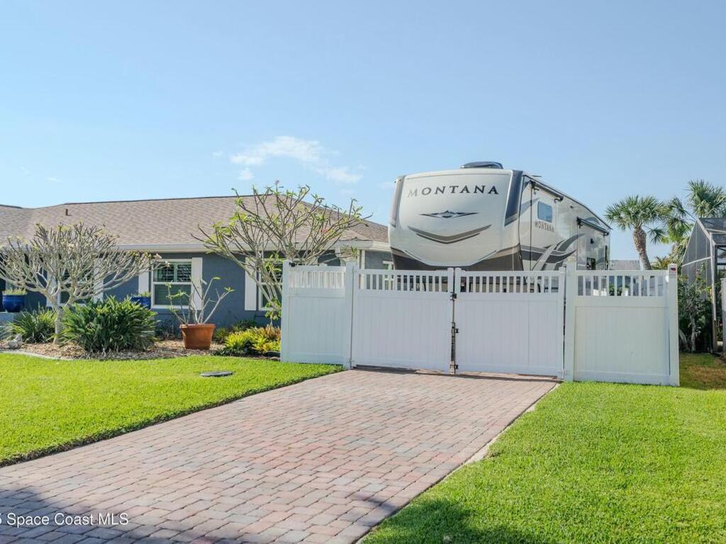 245 Cordoba Court, Merritt Island, FL 32953