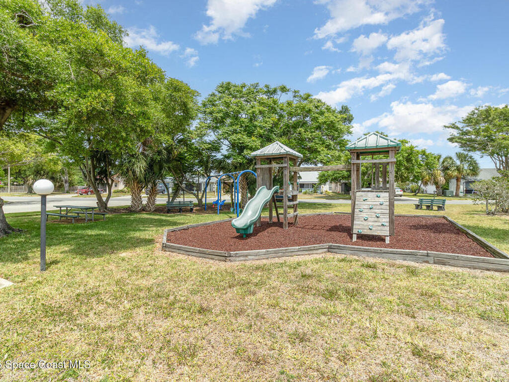 3715 Meadowwood Court, Melbourne, FL 32935