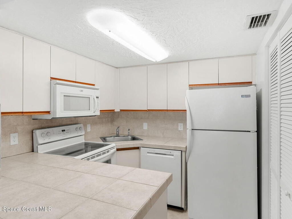 8600 Ridgewood Avenue, Cape Canaveral, FL 32920