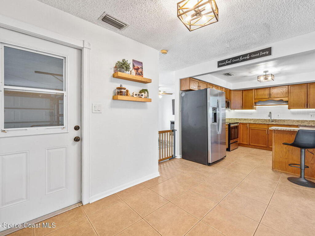 245 Cherry Avenue, Merritt Island, FL 32953