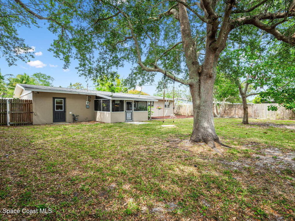 245 Cherry Avenue, Merritt Island, FL 32953