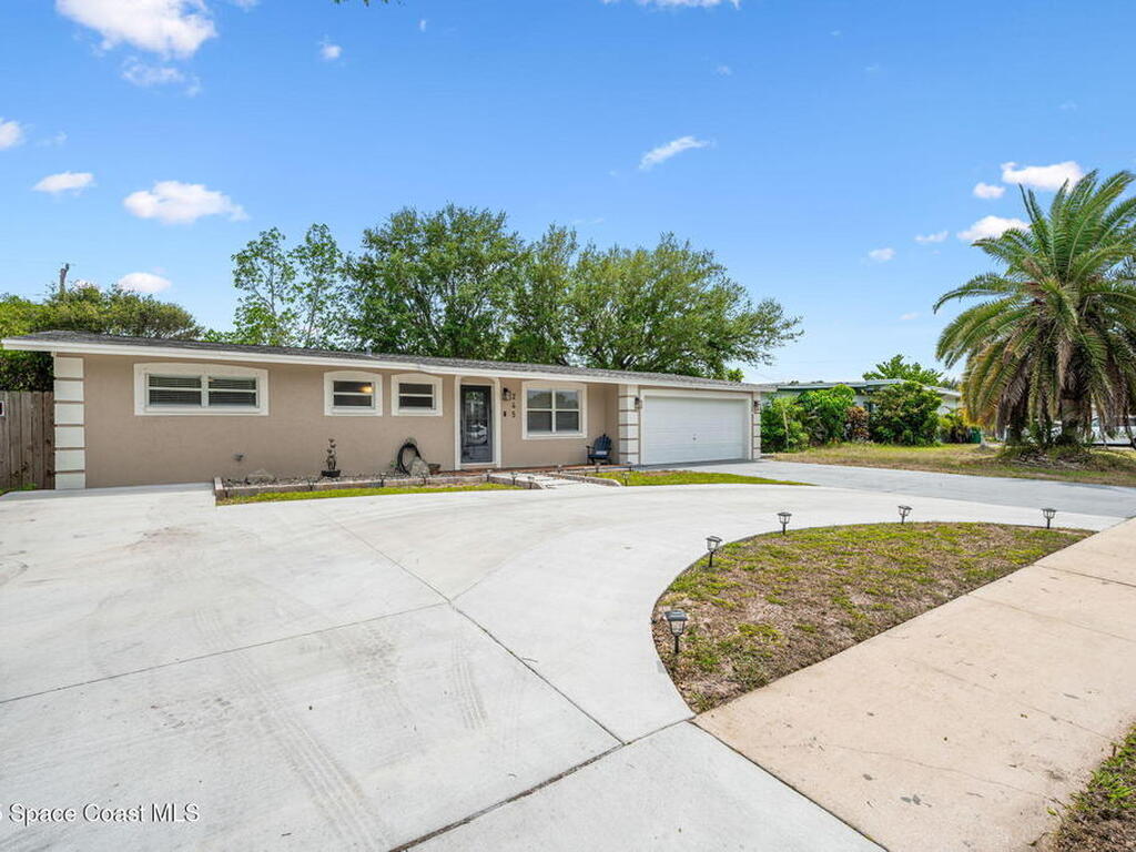 245 Cherry Avenue, Merritt Island, FL 32953