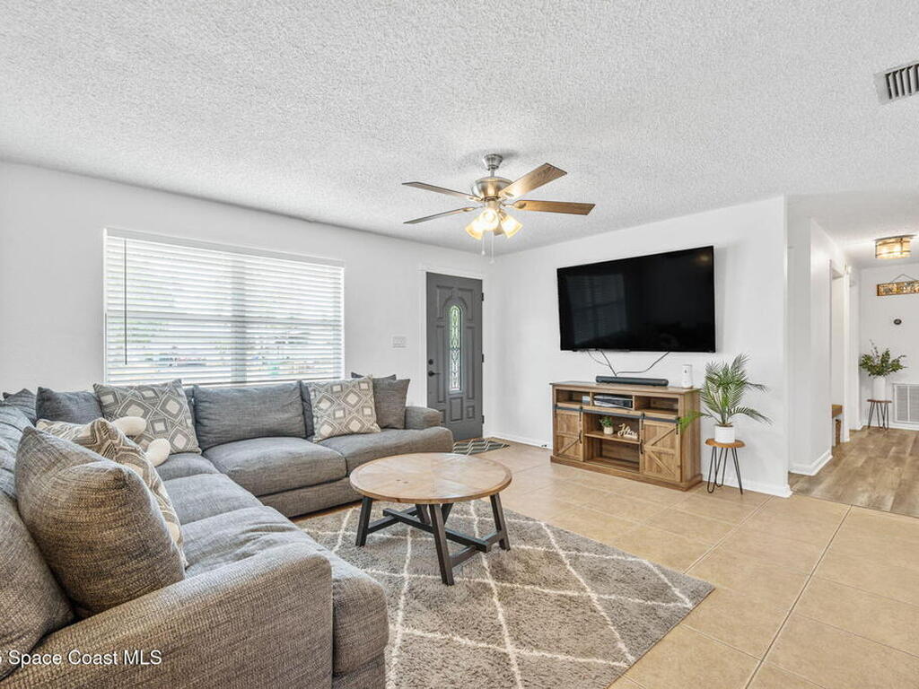 245 Cherry Avenue, Merritt Island, FL 32953