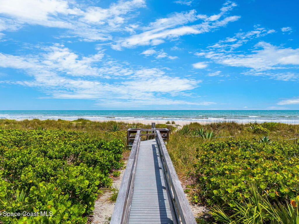 8700 Ridgewood Avenue, Cape Canaveral, FL 32920