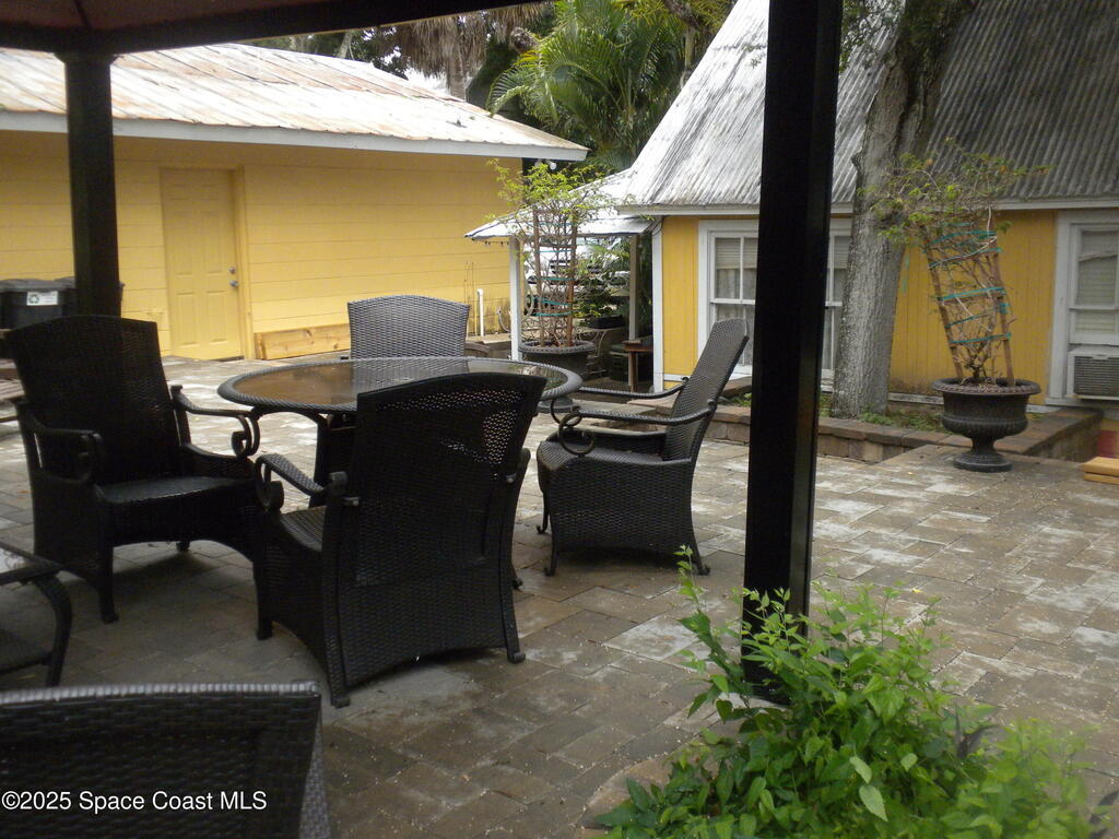 31 Barton Avenue, Rockledge, FL 32955