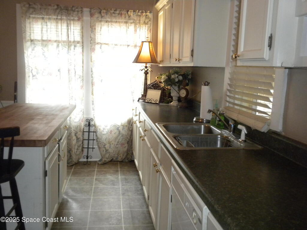 31 Barton Avenue, Rockledge, FL 32955