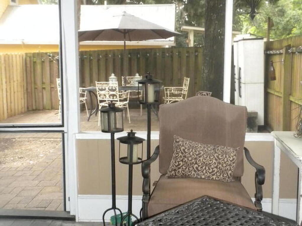 31 Barton Avenue, Rockledge, FL 32955