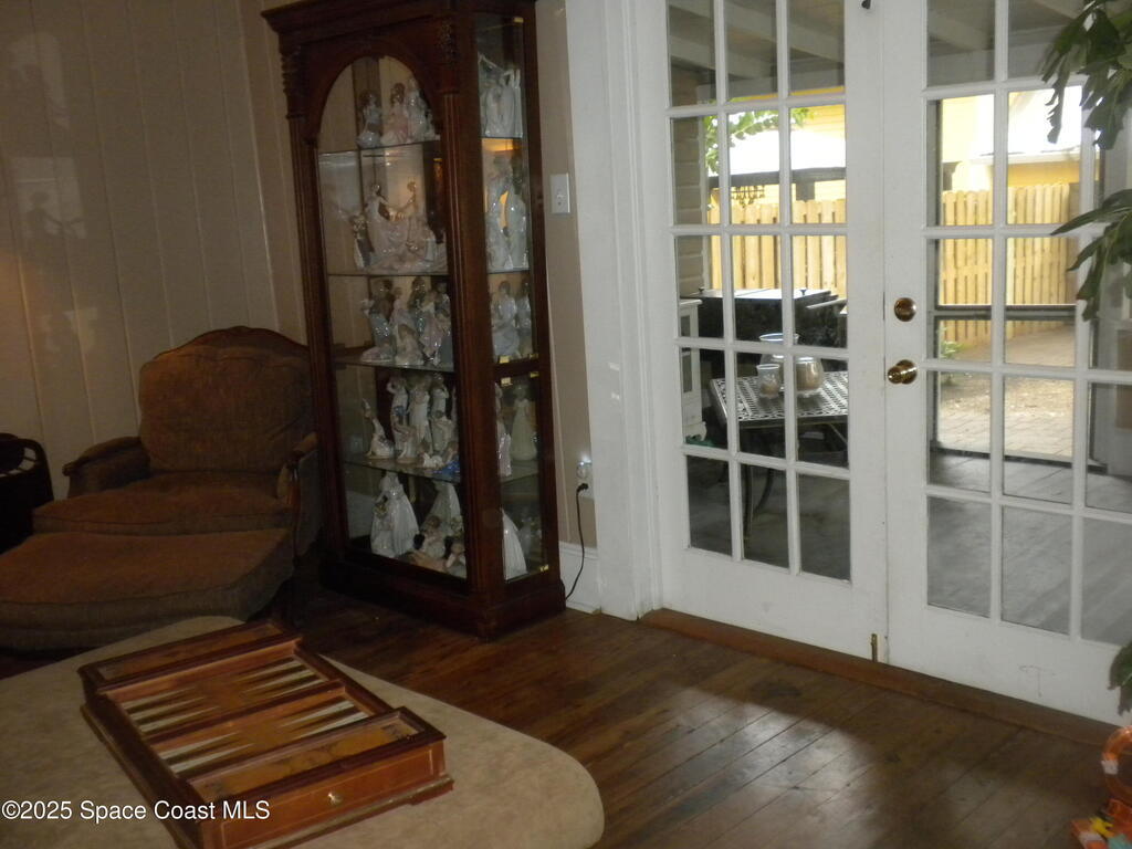 31 Barton Avenue, Rockledge, FL 32955