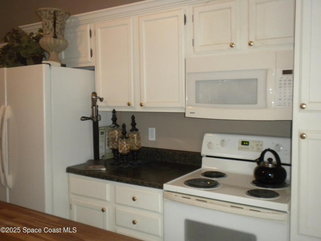 31 Barton Avenue, Rockledge, FL 32955