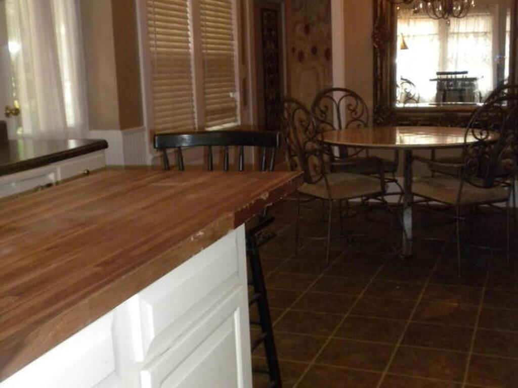 31 Barton Avenue, Rockledge, FL 32955
