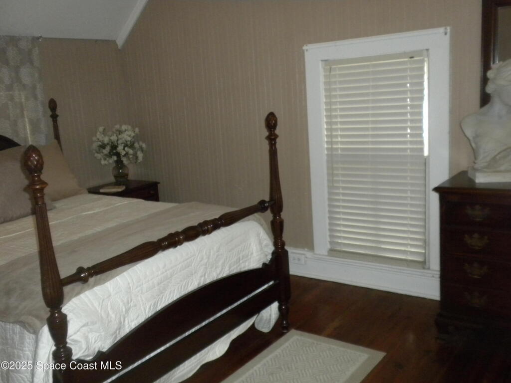 31 Barton Avenue, Rockledge, FL 32955