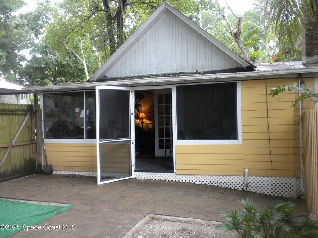 31 Barton Avenue, Rockledge, FL 32955