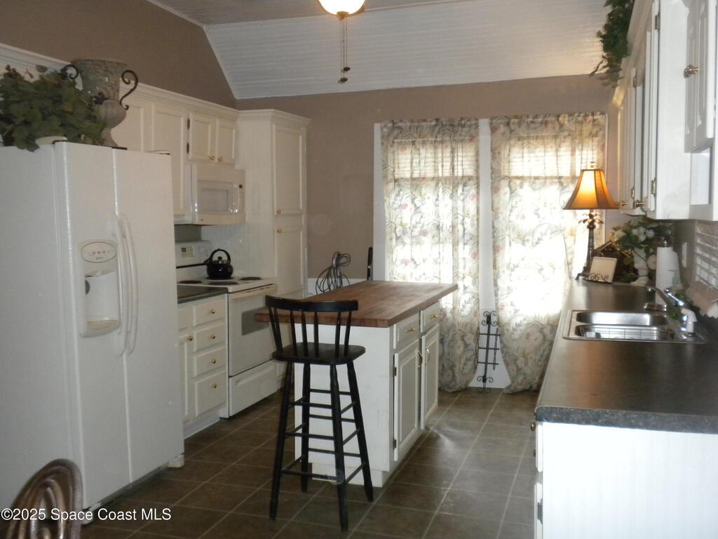 31 Barton Avenue, Rockledge, FL 32955