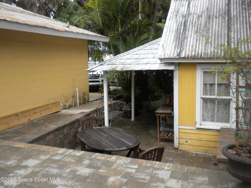 31 Barton Avenue, Rockledge, FL 32955