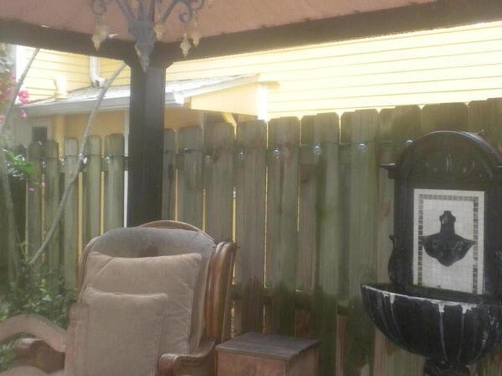 31 Barton Avenue, Rockledge, FL 32955