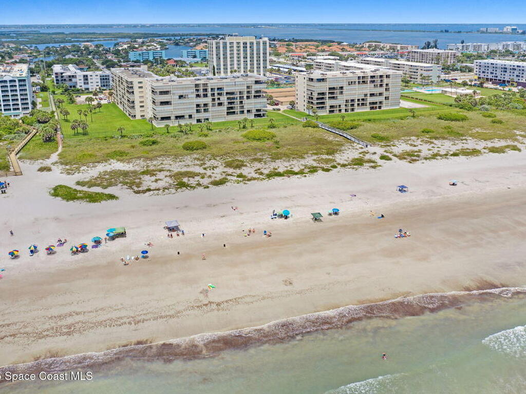 1830 N Atlantic Avenue, Cocoa Beach, FL 32931