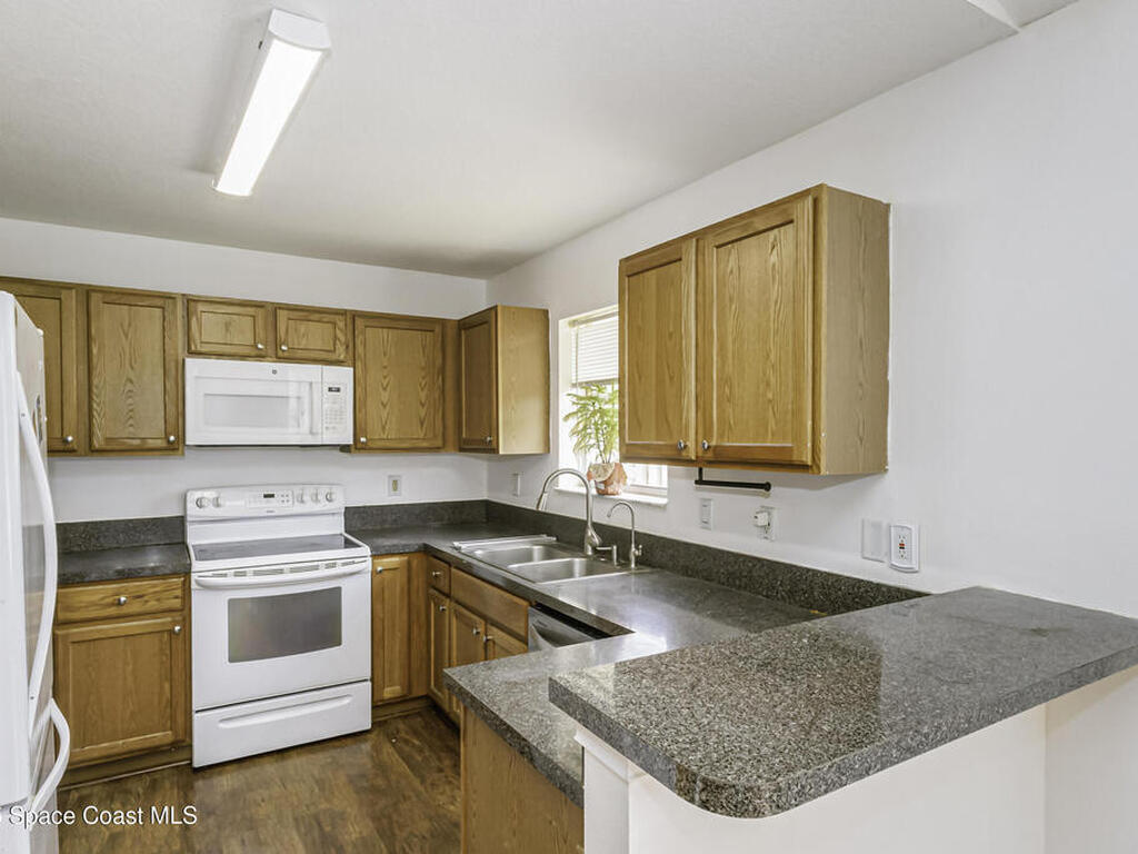 782 Dolond Street, Palm Bay, FL 32908