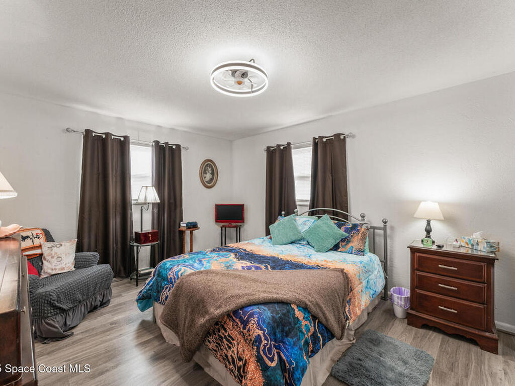 1328 Laurel Drive, Daytona Beach, FL 32117