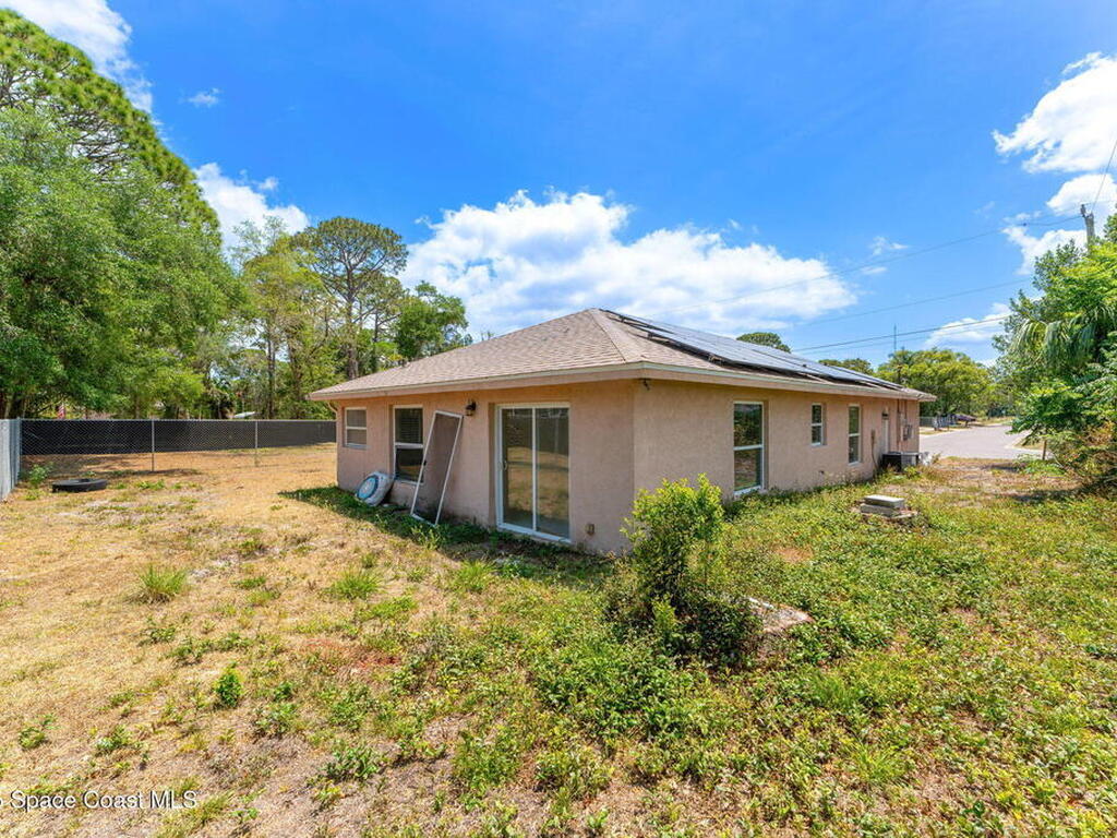 1400 Ziruth Avenue, Titusville, FL 32780
