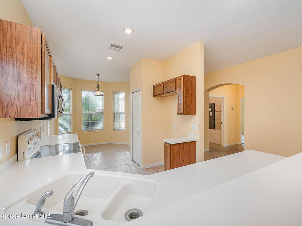 6921 Abbeyville Road, Melbourne, FL 32940