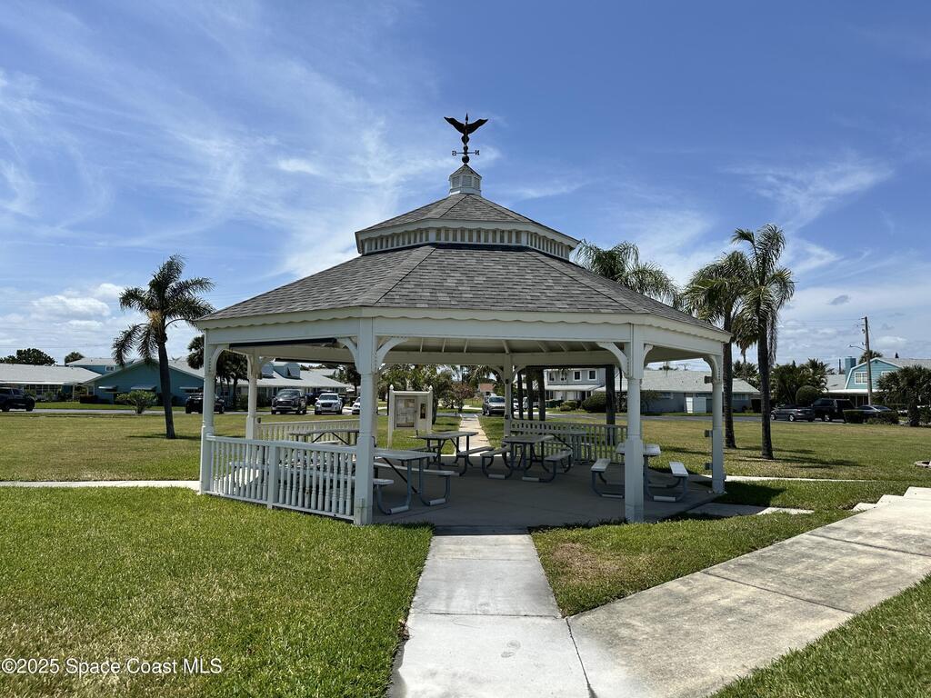 304 Emerald Place, Indian Harbour Beach, FL 32937