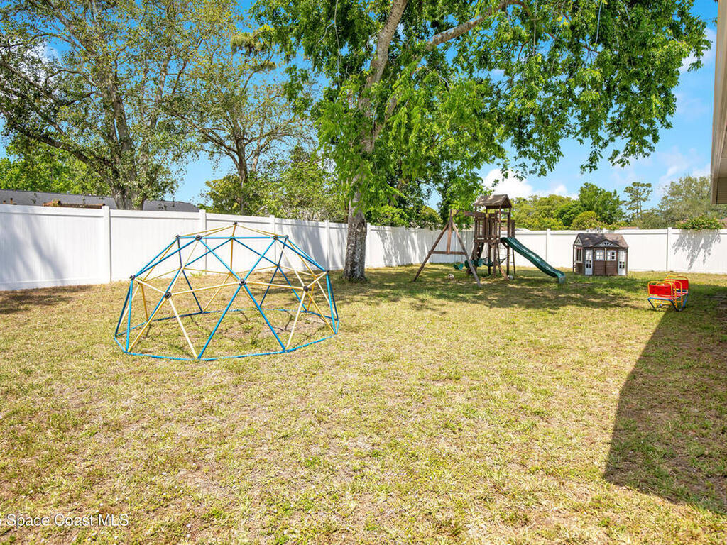 3929 Rolling Hill Drive, Titusville, FL 32796
