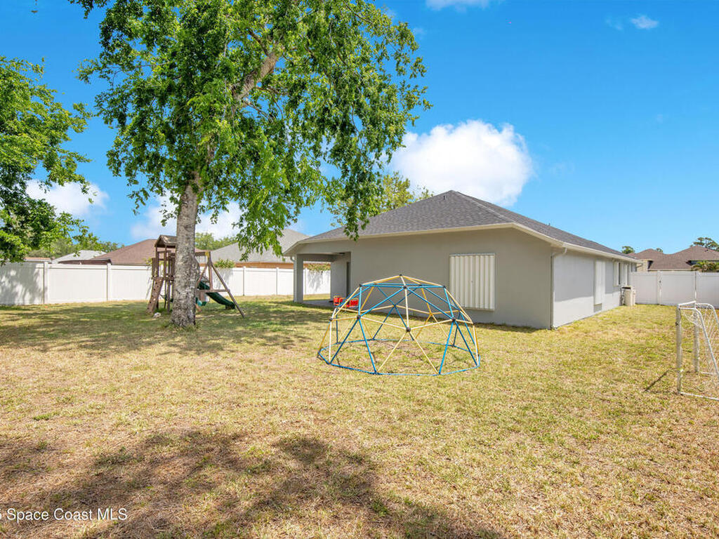 3929 Rolling Hill Drive, Titusville, FL 32796