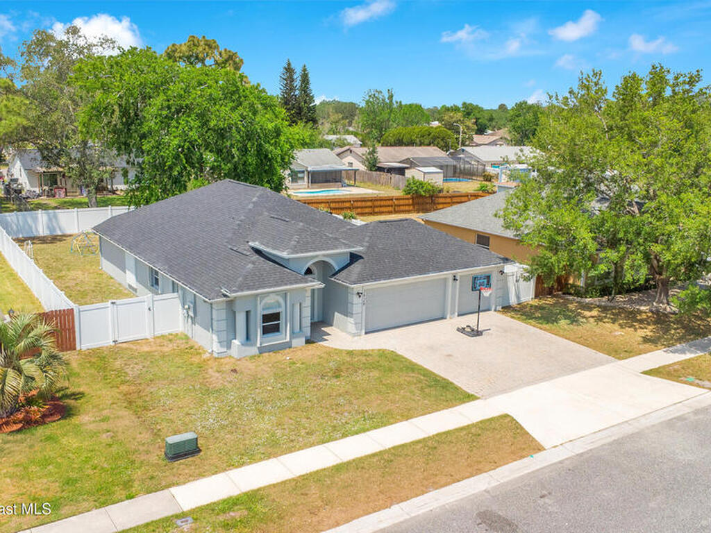 3929 Rolling Hill Drive, Titusville, FL 32796
