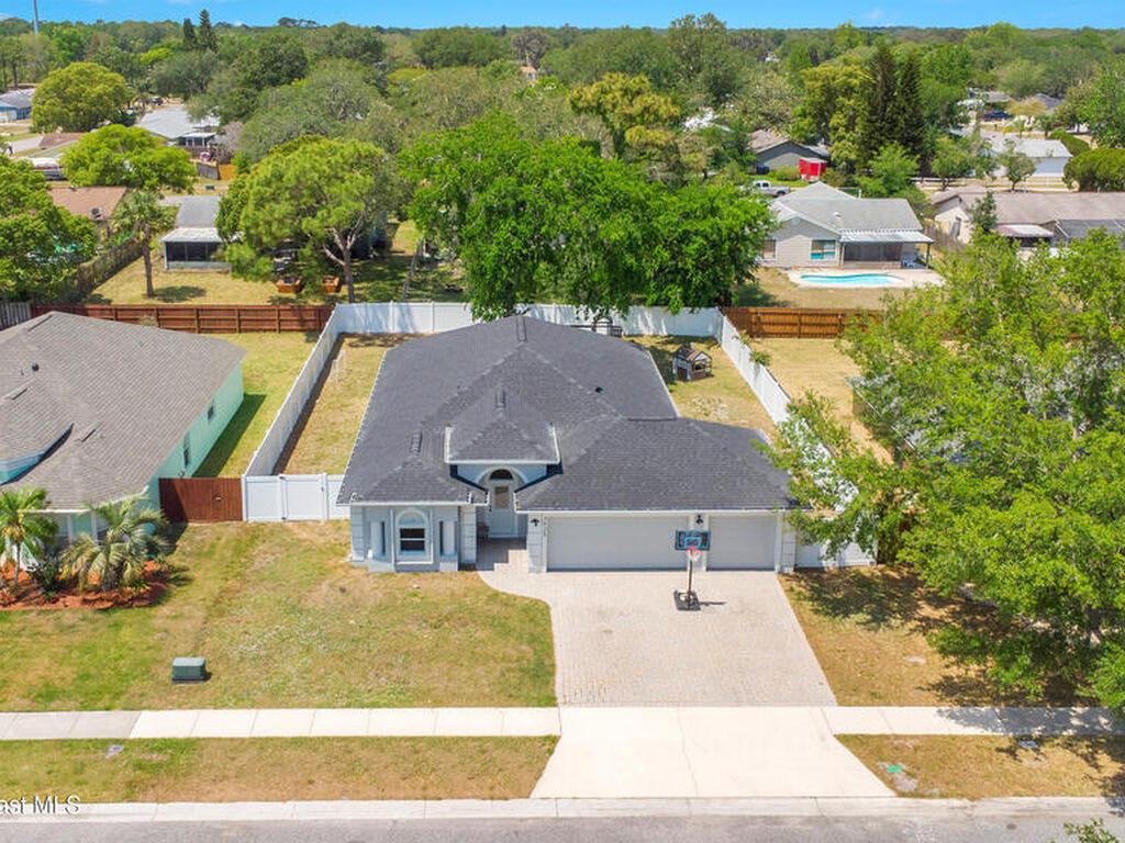 3929 Rolling Hill Drive, Titusville, FL 32796