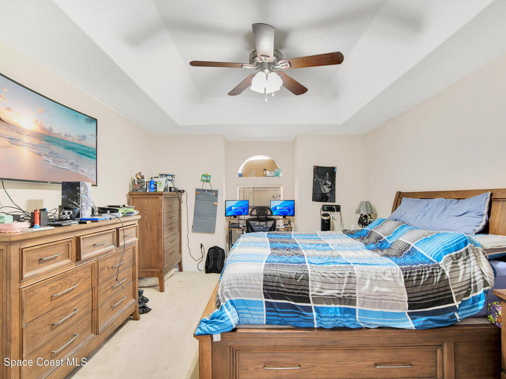3929 Rolling Hill Drive, Titusville, FL 32796